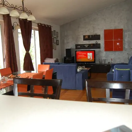 Apartment Sonja *
