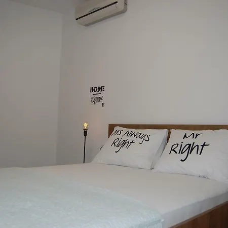 Sonja Apartment *